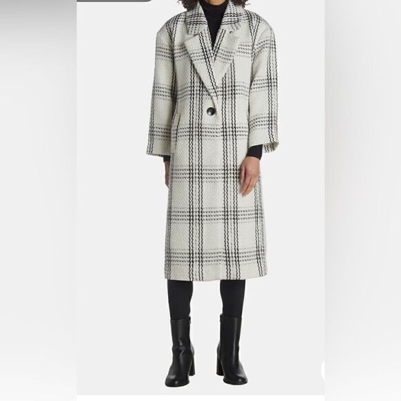 VINCE CAMUTO
Single Button Lapel Coat - Picture 1 of 8